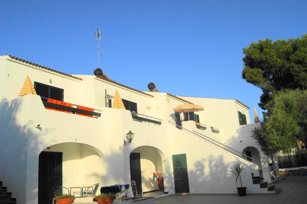 Apartaments California カラ・エン・ブラネス エクステリア 写真